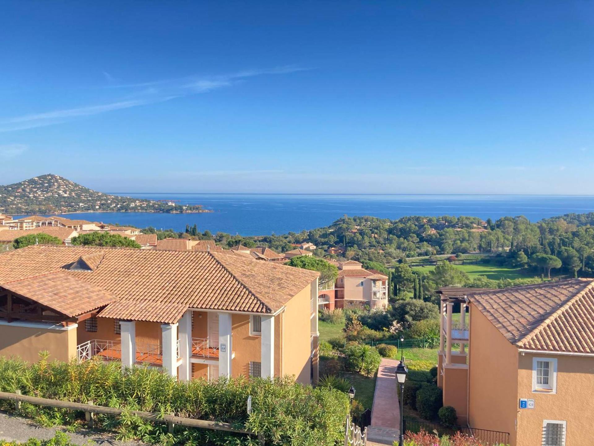 Cap Esterel By Actisource Saint-Raphaël Exterior foto